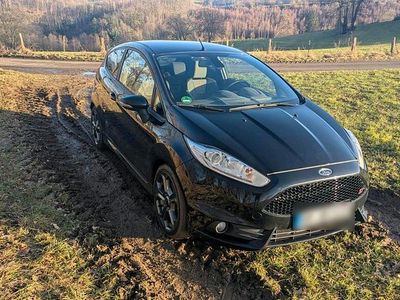 Gebraucht Ford Fiesta ST 182 PS (133 kW) 2017 Schwarz Coupé