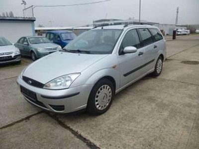 Polarsilber metallic Gebraucht 2004 Ford Focus Viva Kombi | 1.299 € (Fairer Preis)