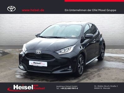 Gebraucht Toyota Yaris Hybrid Team 116 PS (85 kW) 2024 Schwarz Limousine