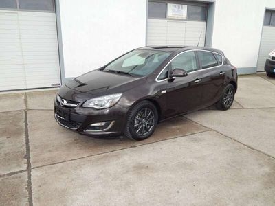 gebraucht Opel Astra Innovation*1.HAND*LM*48000 TKM*BI-XENON*SITZH*