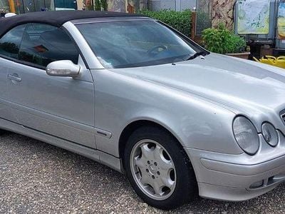 Mercedes 230