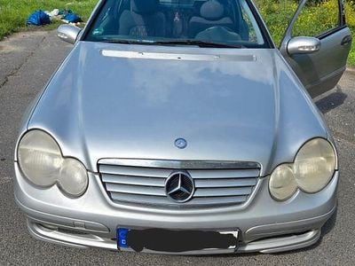 Mercedes C180