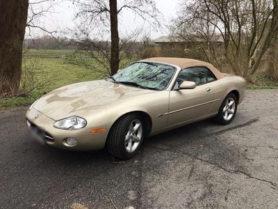Gebraucht Jaguar XK 284 PS (208 kW) 2001 Gold Cabrio