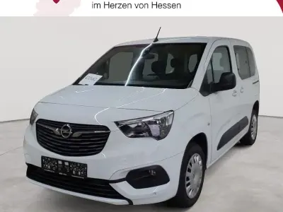 Gebraucht Opel Combo Life Edition 110 PS (80 kW) 2022 Weiß Limousine