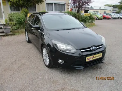 Gebraucht Ford Focus Titanium 116 PS (85 kW) 2011 Schwarz Limousine