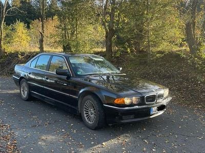 BMW 735
