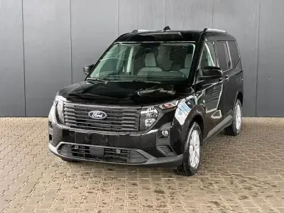 Neu Ford Tourneo Courier Titanium 125 PS (91 kW) 2026 Schwarz Van / Kleinbus