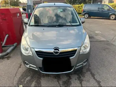Gebraucht Opel Agila 94 PS (69 kW) 2011 Grau Kleinwagen