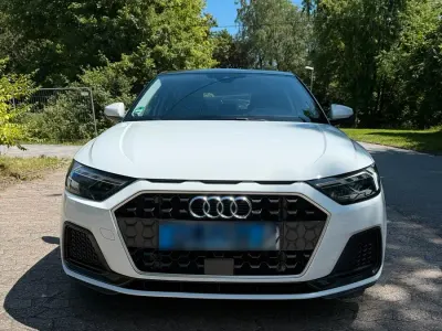 Gebraucht Audi A1 Sportback Comfort 116 PS (85 kW) 2019 Weiß Kleinwagen