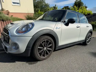 Gebraucht Mini Cooper S 192 PS (141 kW) 2015 Silber Kleinwagen