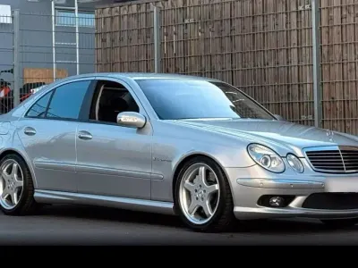 Gebraucht Mercedes E55 AMG AMG 476 PS (350 kW) 2003 Silber Limousine
