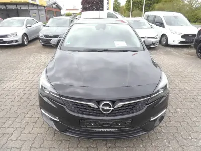 Gebraucht Opel Astra Elegance 122 PS (89 kW) 2020 Schwarz Kombi