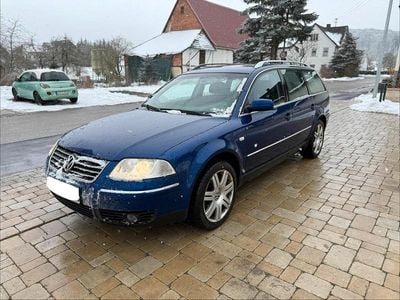 Blau Gebraucht 2002 VW Passat Kombi | 700 € (Superpreis)
