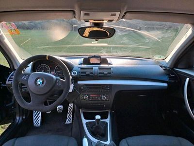 gebraucht BMW 116 i, 2011 Bj.,2 Hand, Alcantara-Multifunktionslenkrad