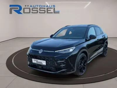 Neu VW T-Roc Cabriolet R-line 150 PS (110 kW) 2026 Grenadillschwarz SUV