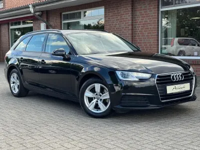 Gebraucht Audi A4 Basis 150 PS (110 kW) 2017 Schwarz Kombi