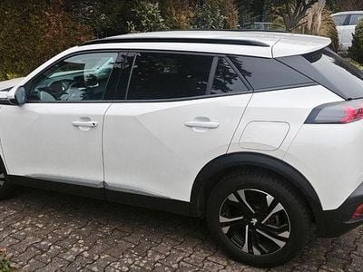 Gebraucht Peugeot 2008 Allure 100 kW (136 PS) 2021 Weiß SUV