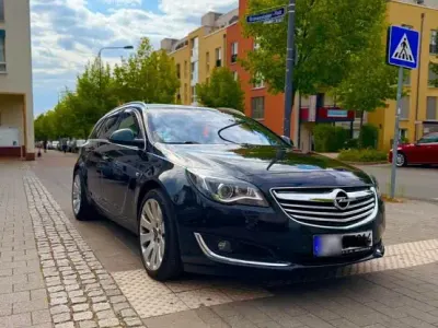 Gebraucht Opel Insignia 194 PS (142 kW) 2013 Schwarz Kombi