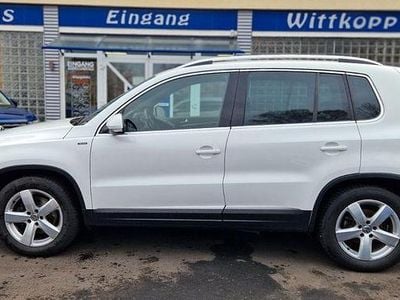 Weiß Gebraucht 2016 VW Tiguan LOUNGE SUV | 15.995 € (Fairer Preis)