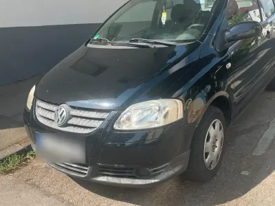 Gebraucht VW Fox 54 PS (39 kW) 2007 Schwarz Kleinwagen