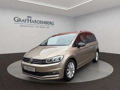 Gebraucht VW Touran IQ Drive 150 PS (110 kW) 2019 Beige Van / Kleinbus
