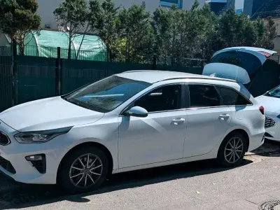 Gebraucht Kia Ceed Sportswagon 140 PS (102 kW) 2020 Weiß Kombi