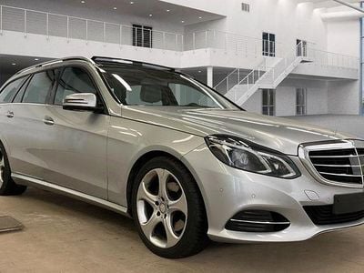 Gebraucht Mercedes E250 211 PS (155 kW) 2015 Silber Limousine