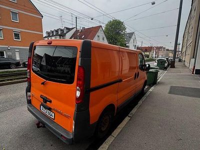Gebraucht Opel Vivaro 114 PS (83 kW) 2010 Orange Van / Kleinbus