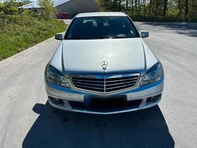 Usata Mercedes C180 156 CV (114 kW) 2009 Argento Berlina