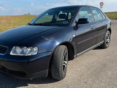 Gebraucht Audi A3 105 PS (77 kW) 2001 Blau Kleinwagen