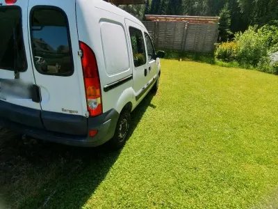 Gebraucht Renault Kangoo 80 PS (58 kW) 2004 Weiß Van / Kleinbus