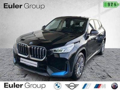 Schwarz Gebraucht 2023 BMW iX1 Performance SUV | 31.988 € (Superpreis)