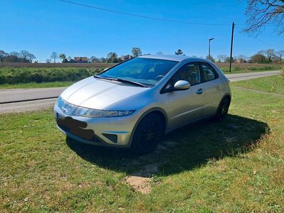 Usata Honda Civic 84 CV (61 kW) 2007 Argento Berlina