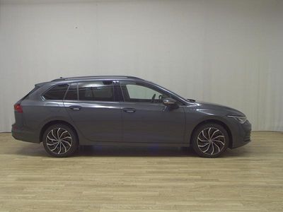 Usata VW Golf VIII Life 150 CV (110 kW) 2023 Grigio Station wagon