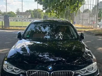 Gebraucht BMW 328 Luxury Line 245 PS (180 kW) 2012 Blau Limousine