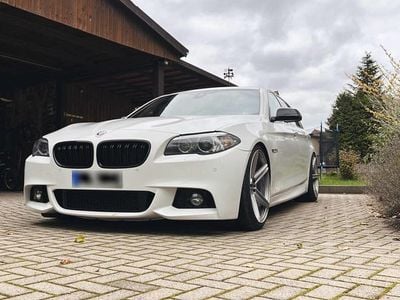 Gebraucht BMW 530 M Sport 312 PS (229 kW) 2014 Weiß Kombi