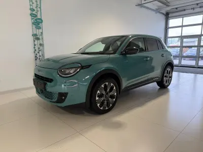 Neu Fiat 600 La Prima 145 PS (106 kW) 2025 969 acqua blau SUV