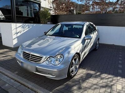 Gebraucht Mercedes C320 224 PS (164 kW) 2005 Silber Limousine
