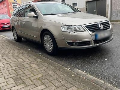 Beige Gebraucht 2008 VW Passat Trendline Kombi | 2.900 € (Etwas zu teuer)