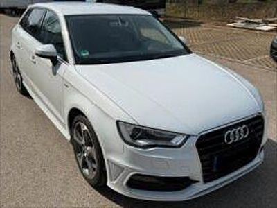 Gebraucht Audi A3 Ambition 125 PS (91 kW) 2016 Weiß Limousine