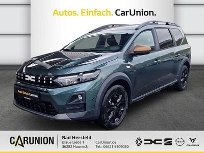 Neu Dacia Jogger Extreme 109 PS (80 kW) 2026 Zedergrün Van / Kleinbus