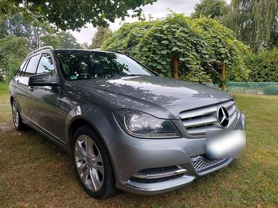 Gebraucht Mercedes C180 156 PS (114 kW) 2013 Grau Kombi