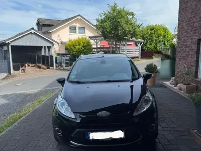 Gebraucht Ford Fiesta Titanium 97 PS (71 kW) 2009 Schwarz Limousine