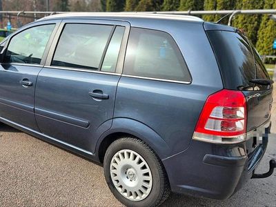 Gebraucht Opel Zafira 140 PS (102 kW) 2009 Grau Van / Kleinbus