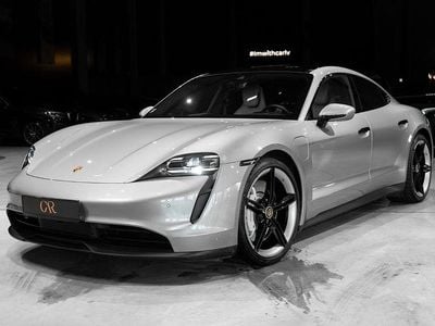 Second-hand Porsche Taycan 389 kW (530 CP) 2022 Argintiu Berlinǎ
