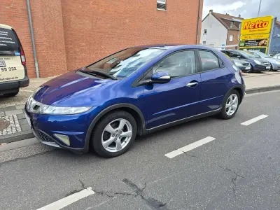 Gebraucht Honda Civic Sport 99 PS (72 kW) 2009 Deep saphire blue p. Limousine