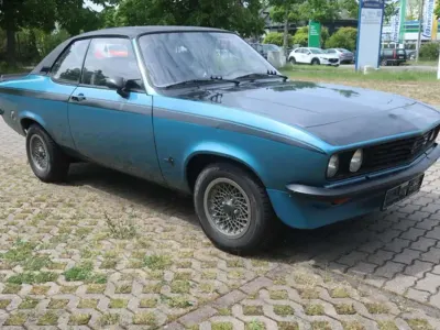 Używany Opel Manta 90 KM (66 kW) 1972 Niebieski Coupe