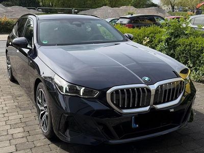 Usata BMW 540 Performance 303 CV (222 kW) 2025 Nero Station wagon
