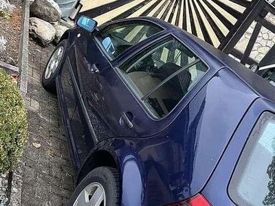 Gebraucht 2002 VW Golf IV Comfortline Limousine | 3.500 € (Teuer)