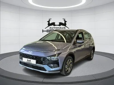 Neu Hyundai Bayon Trend 101 PS (74 kW) 2025 Blau SUV